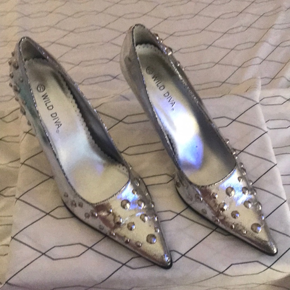 Silver heels